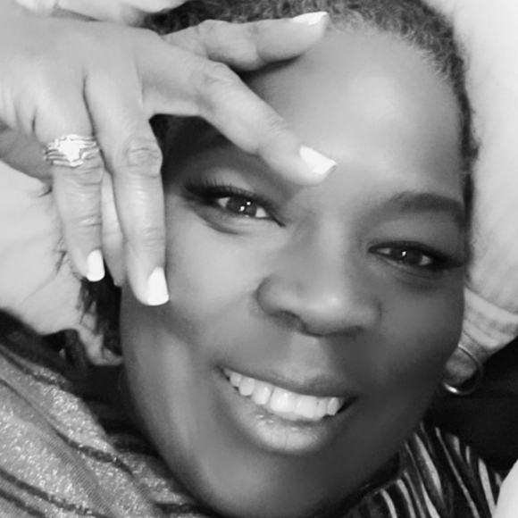 Meet your Posher, Coco - Picture 2 of 4